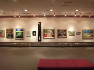 第18回彩和会展　ぶどうの丘美術館内